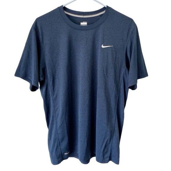 Nike Shirt Men's Large Navy Blue Nike Fit Dry Embroidered Swoosh Logo - Picture 1 of 9